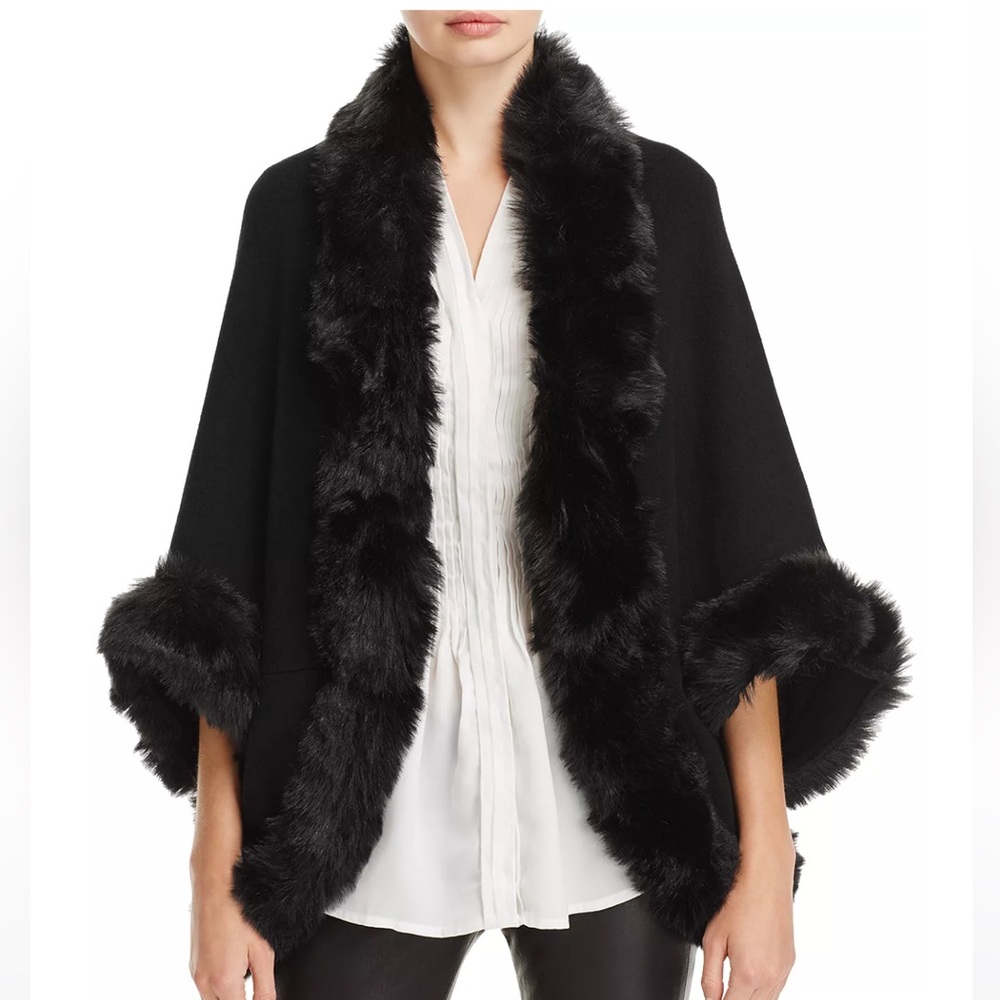 Sioni Black Faux Fur Trim Cape